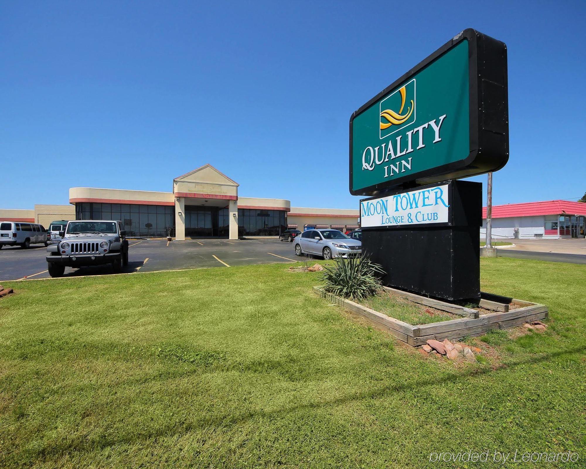 Quality Inn Shawnee I-40 מראה חיצוני תמונה
